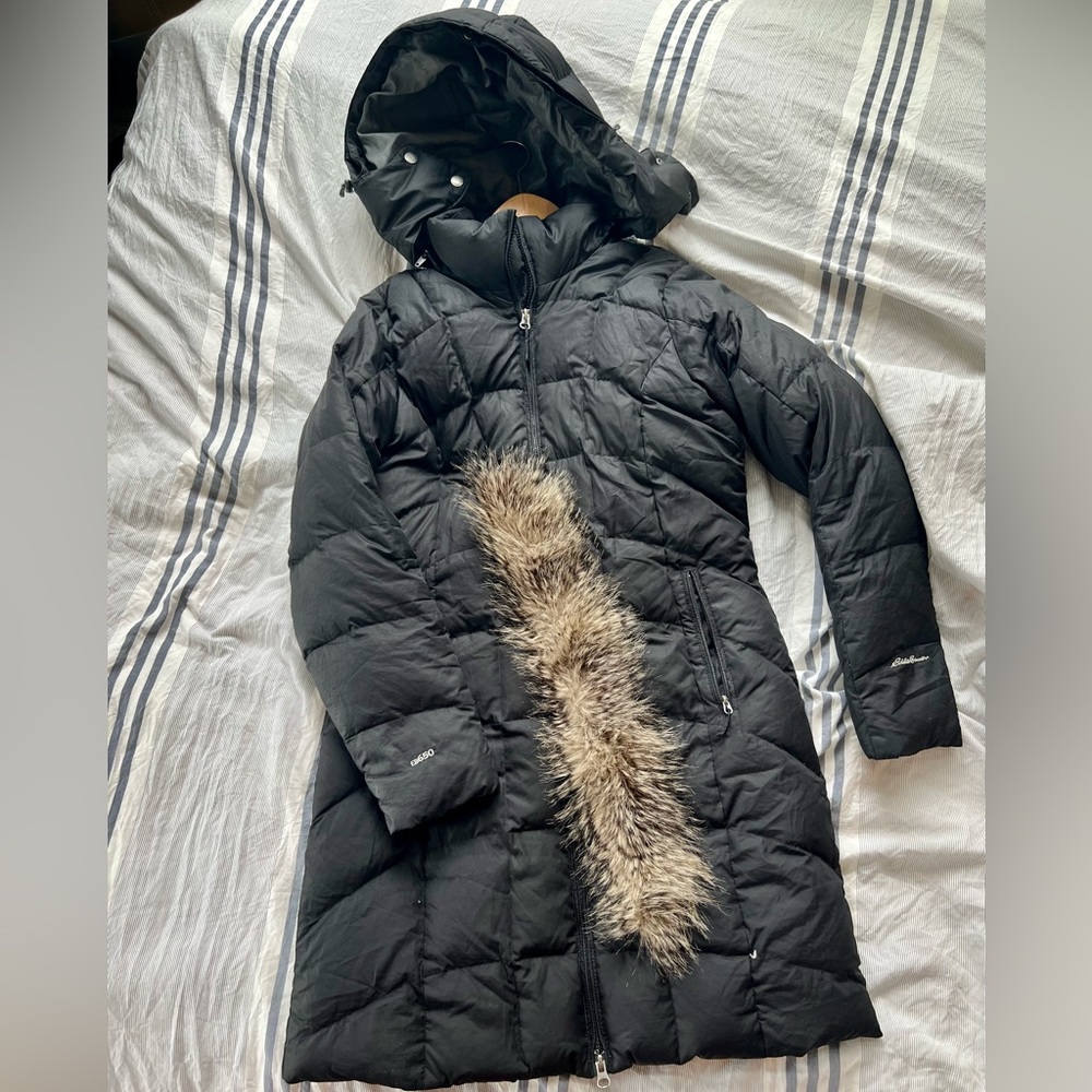 Eddie Bauer 650 Fill Down Black Coat, Size Small, detachable hood and fur